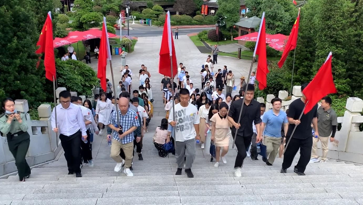 数字时代社交革命,工具重塑人际网络